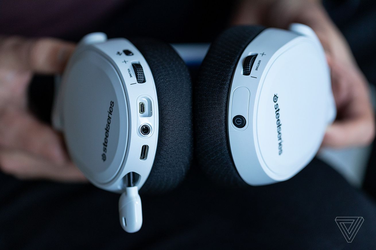 SteelSeries is offering up to 40 percent off gaming headsets and mice today