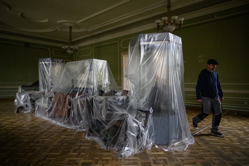 Culture war: Russia ransacks art to rub out Ukraine’s history