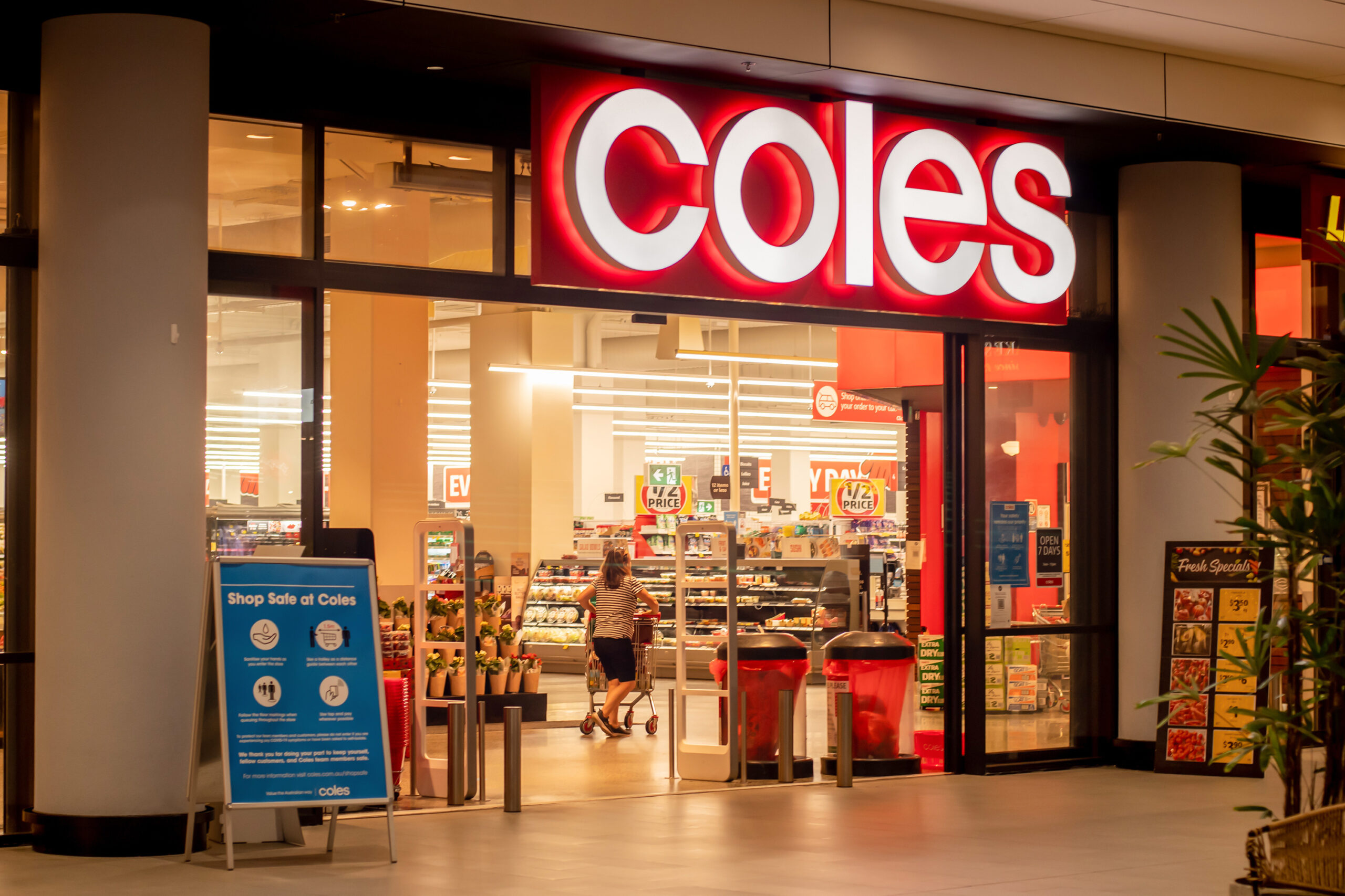 Anzac coles opening hours