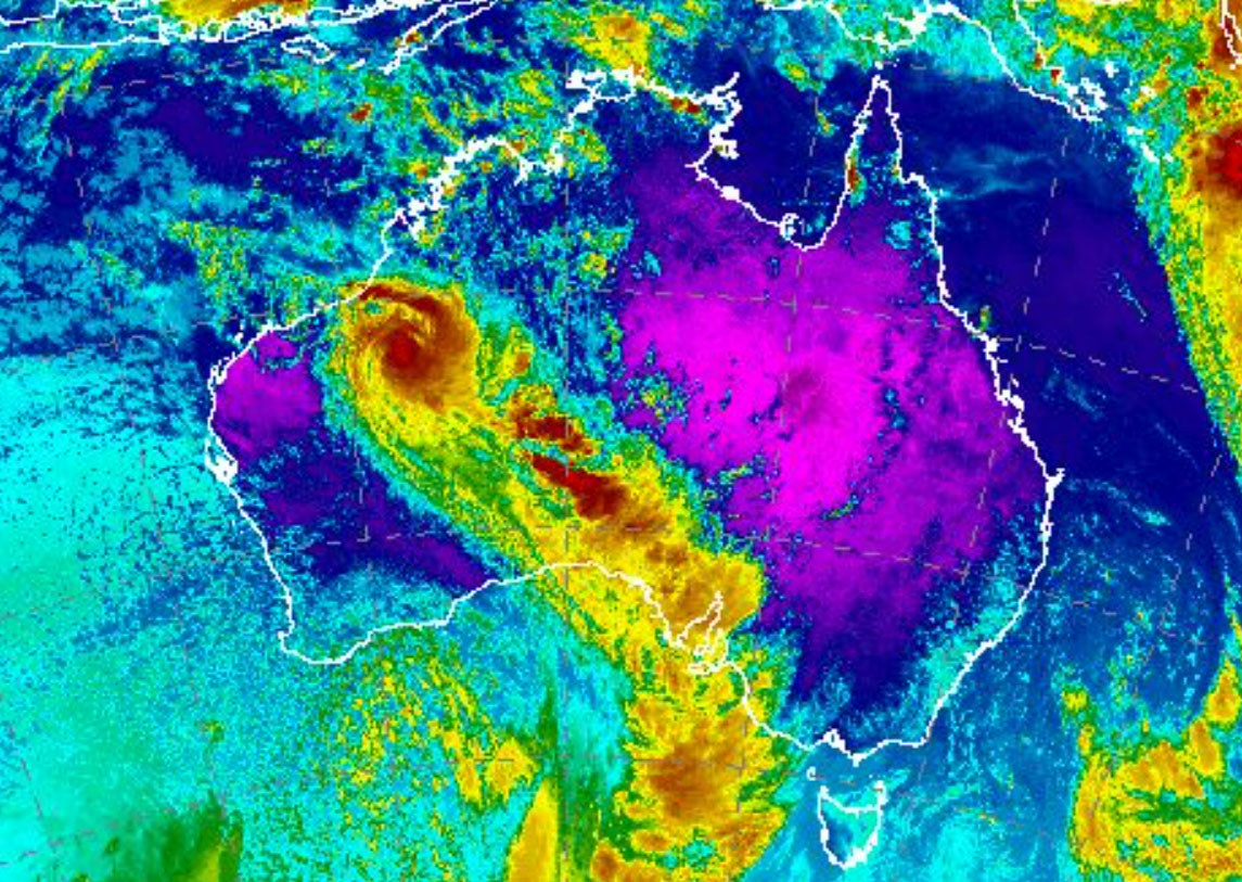 cyclone-ilsa-downgraded-again-but-threat-not-over-yet-mingooland