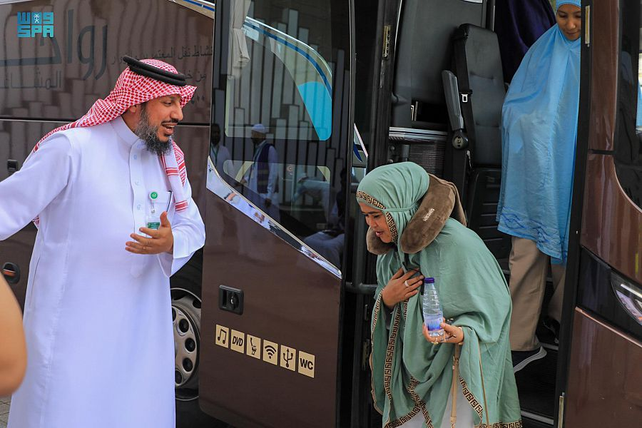 1,300 from more than 90 countries attend Hajj pilgrimage as King Salman’s guests