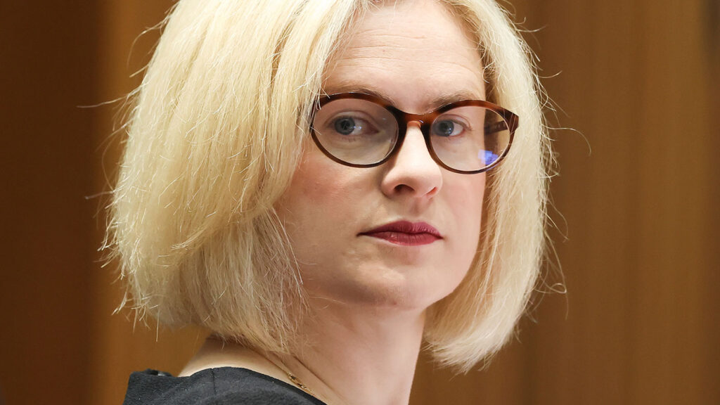 Former Liberal Senator alleges David Van ‘inappropriately touched me ...