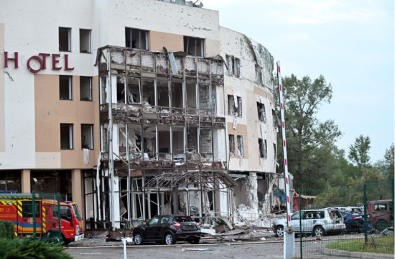 Russia Attacks Ukrainian Hotel Used By UN To Show 'International Community Is In Danger'