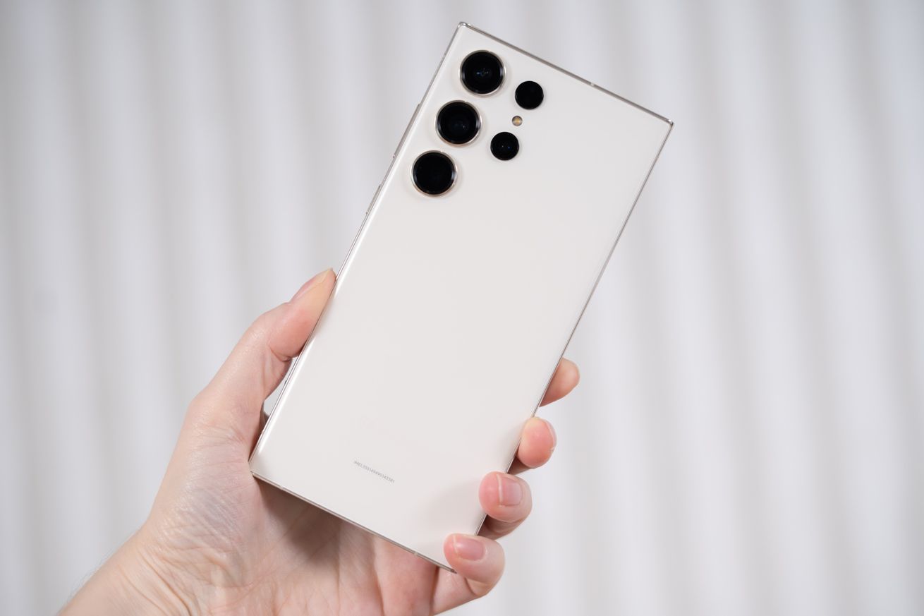 Samsung is kicking off its One UI 6 beta program