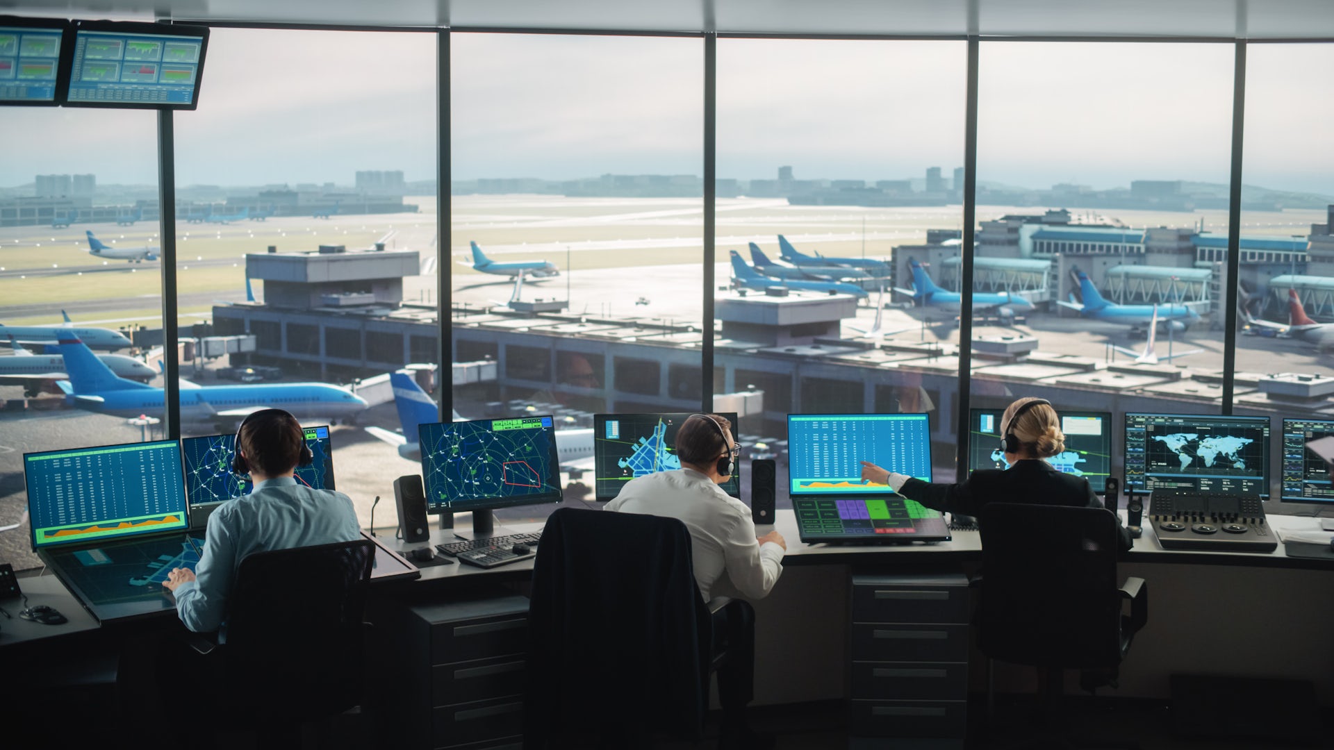 Air traffic control chaos: how human error can lead a tiny glitch to spiral out of control