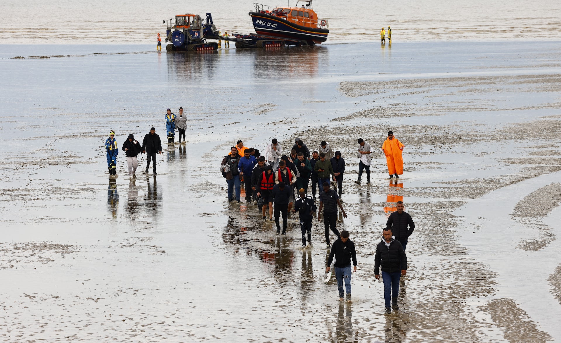 Suella Braverman warns of ‘unmanageable’ numbers of asylum seekers – the data shows we hardly take any