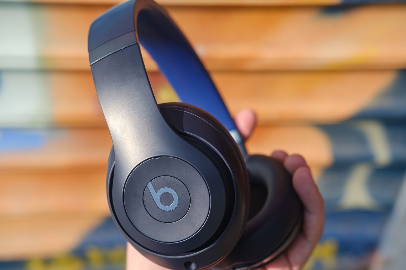 Here are the best deals on headphones and wireless earbuds we could find