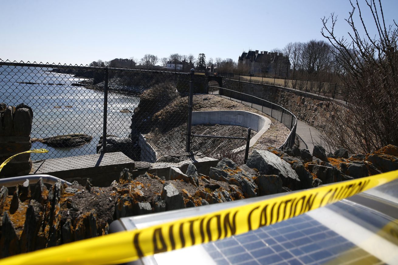 America’s roads and bridges to get $830 million for a climate makeover