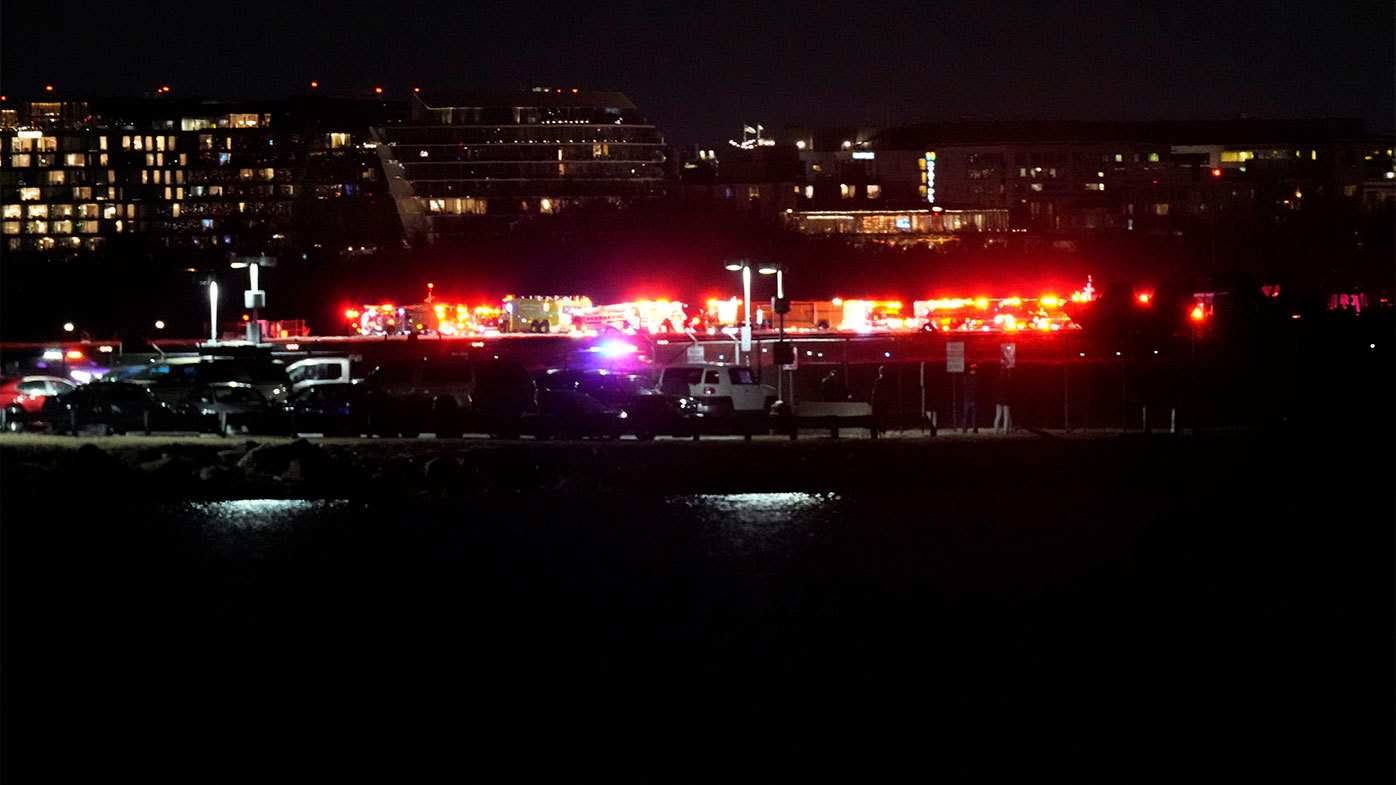 Passenger jet collides with US Army helicopter, crashes into Washington DC river