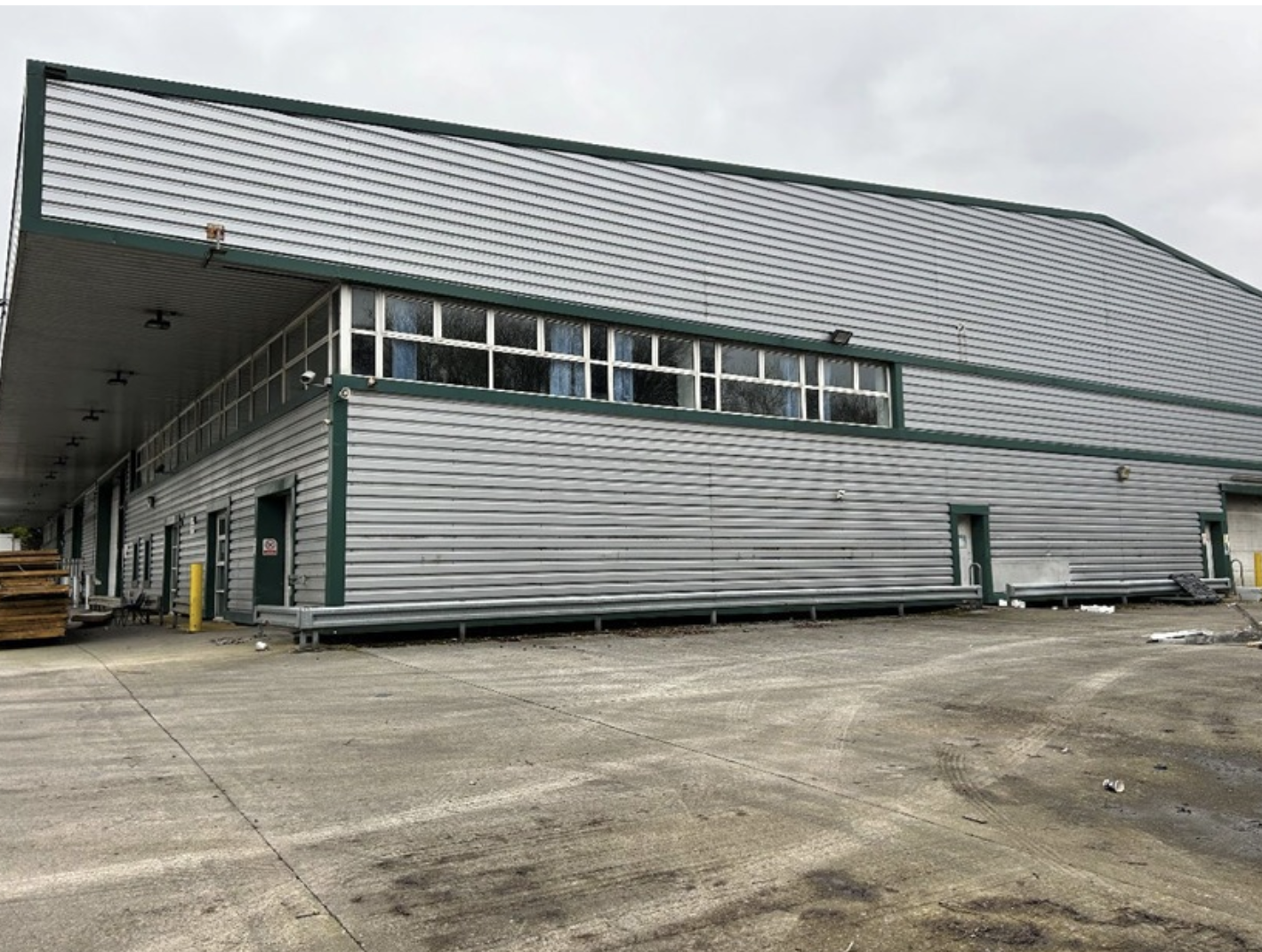 Indoor padel tennis courts planned for empty Fulwood warehouse