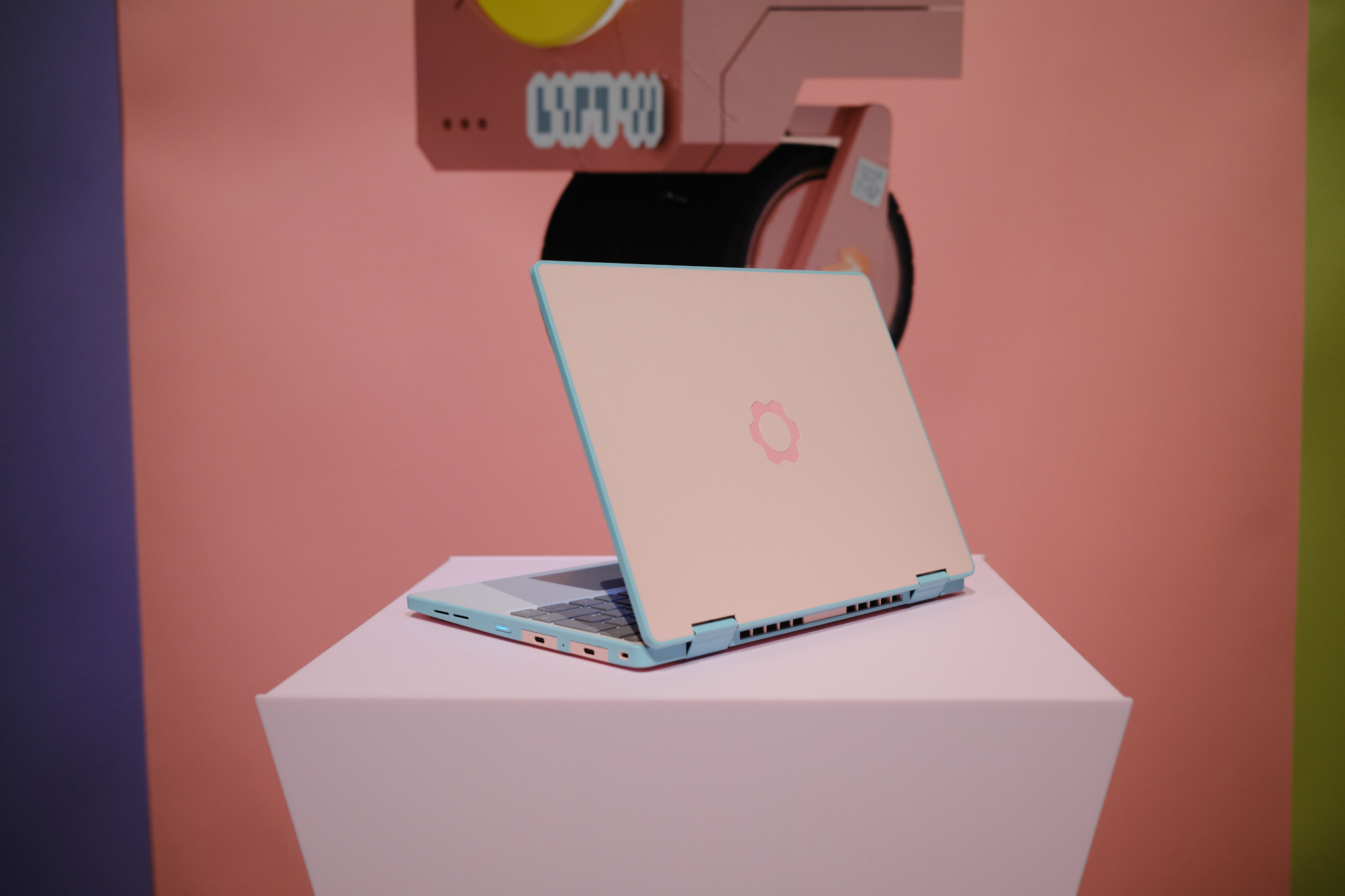 Framework delays Laptop 12 orders in the US over tariffs