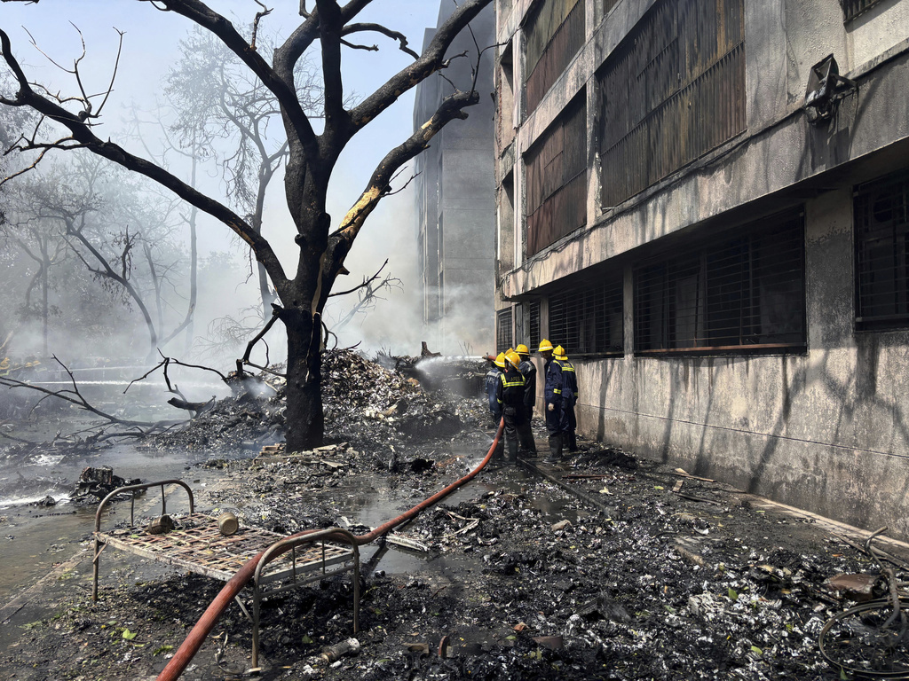 ‘Appears to be no survivors’: Plane carrying 240 to UK crashes in India