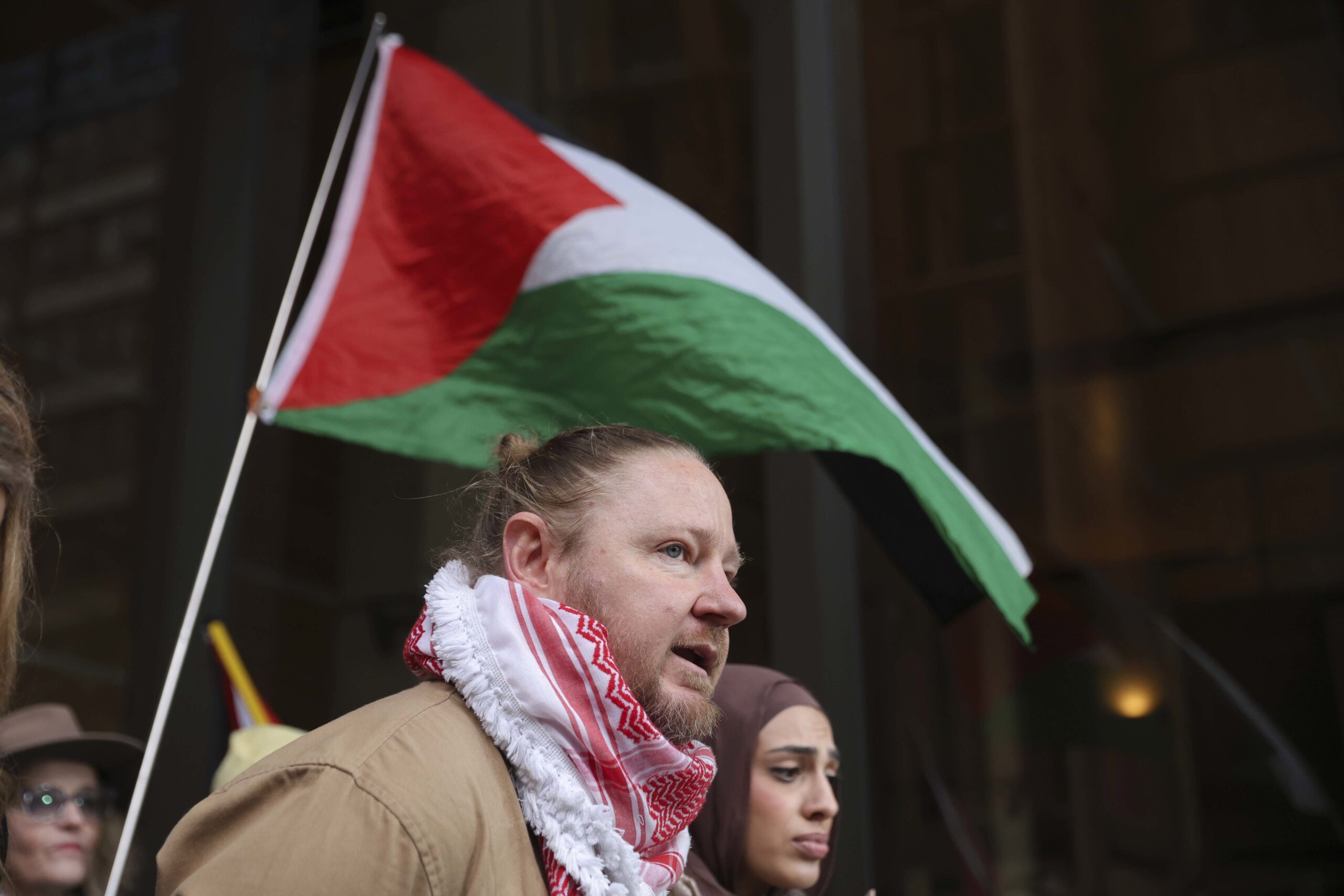 Supreme Court will not block Pro-Palestine protest on Harbour Bridge, judge says